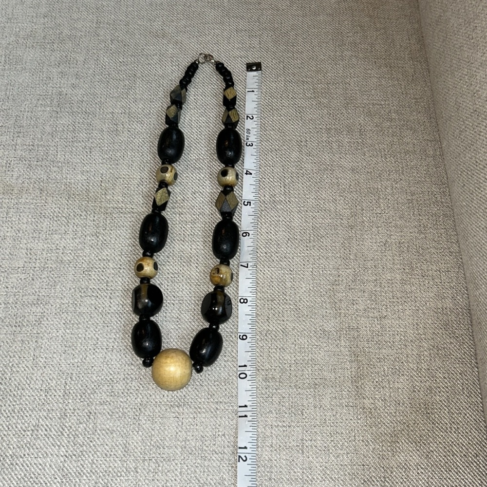 Necklace - Picture 2 of 4